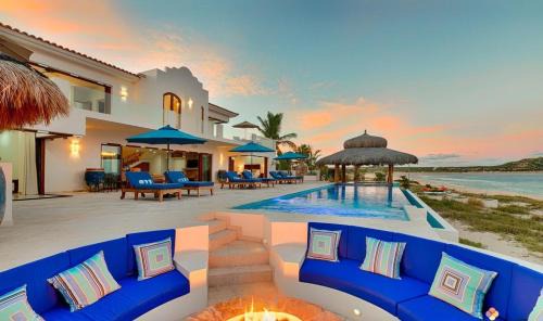 La Paz Villa | Villa Zachary