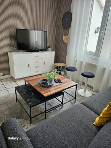 Beauvais House | VILLA Zara