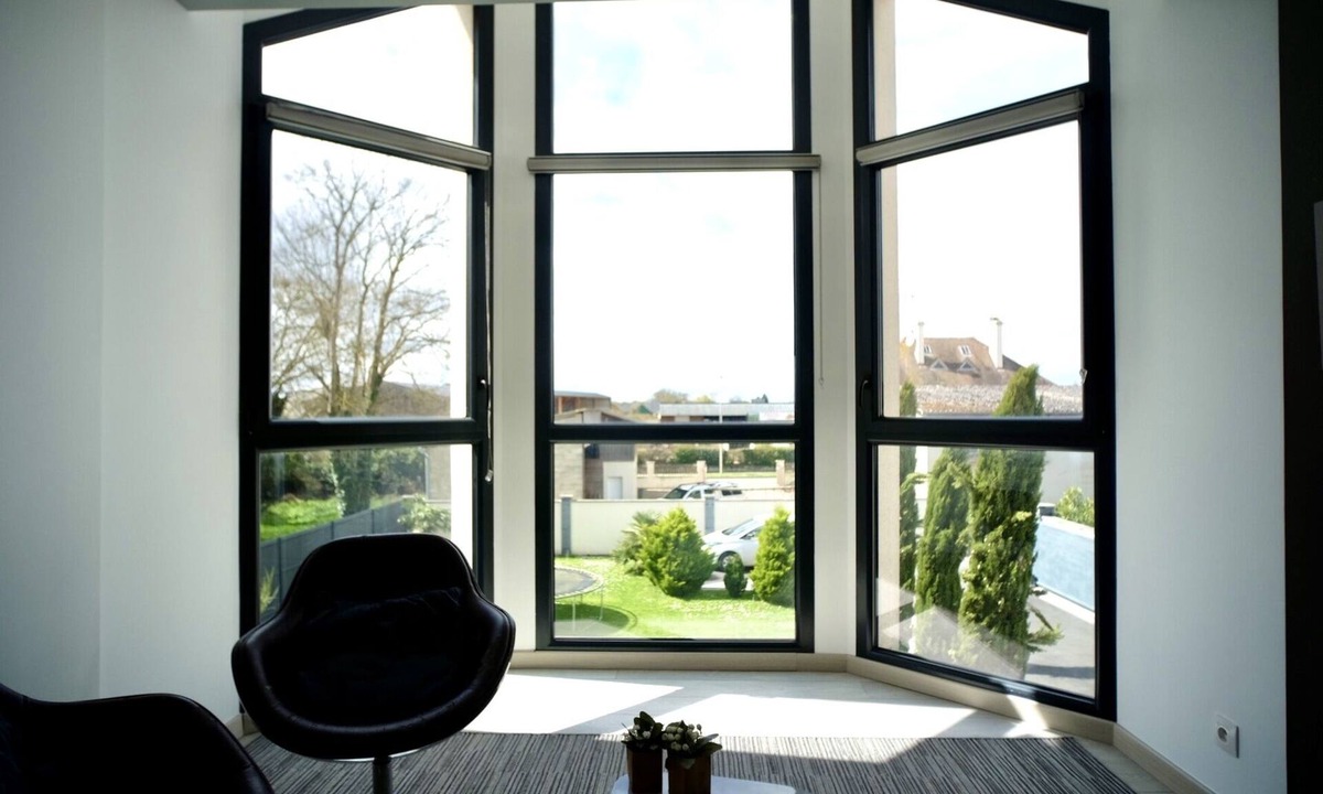 Demouville Villa | Villa Zara