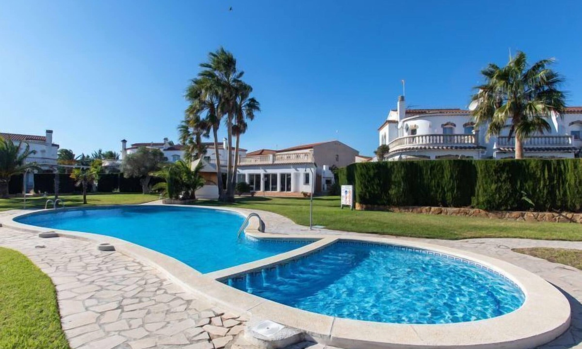 Costa del Zefir House | Villa Zefir by Interhome