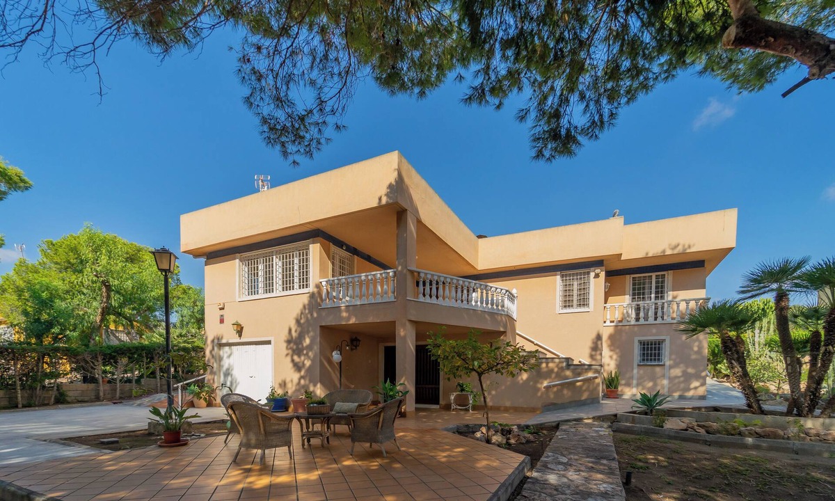 La Zenia Ski Chalet | Villa Zenia Beach