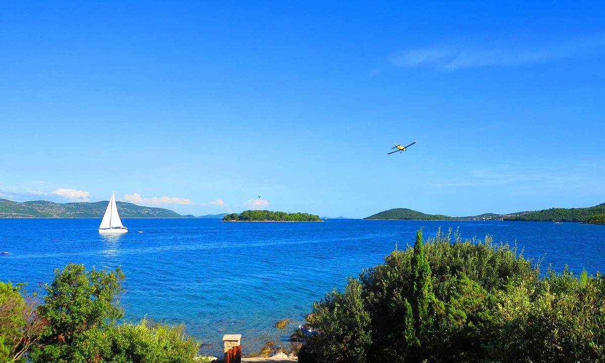 Veli Iz Villa | Villa Zeus beach hotel