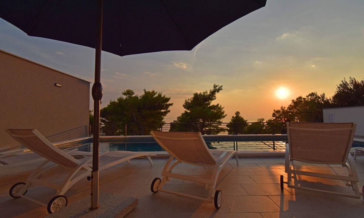 Veliko Brdo House | Villa Zoran