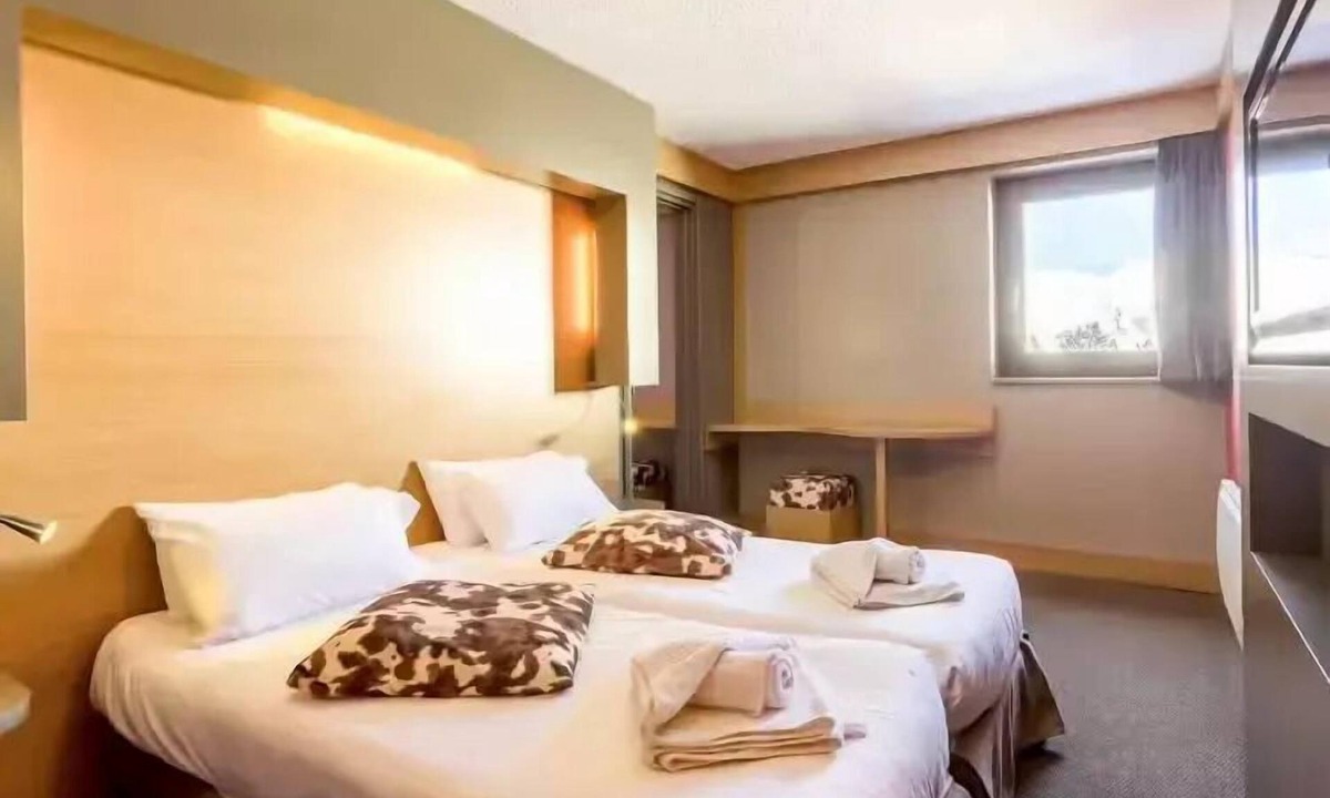 Arc-2000 Hotel | Village Club MMV Altitude* - Room 4 People - full board