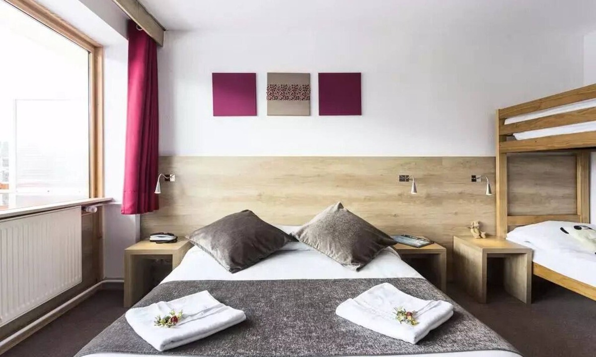 Mont-de-Lans Hotel | Village Club MMV Le Panorama* - Room 4 People - full board