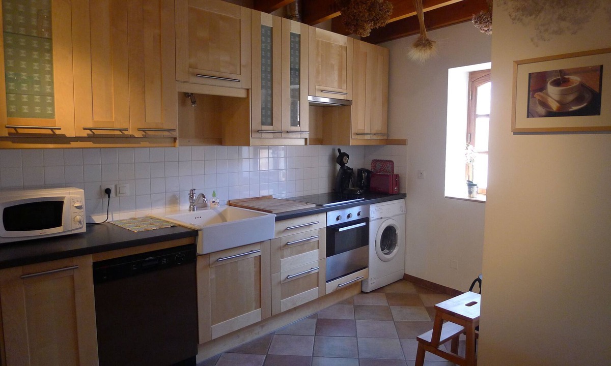 Baziege Apartment | village house