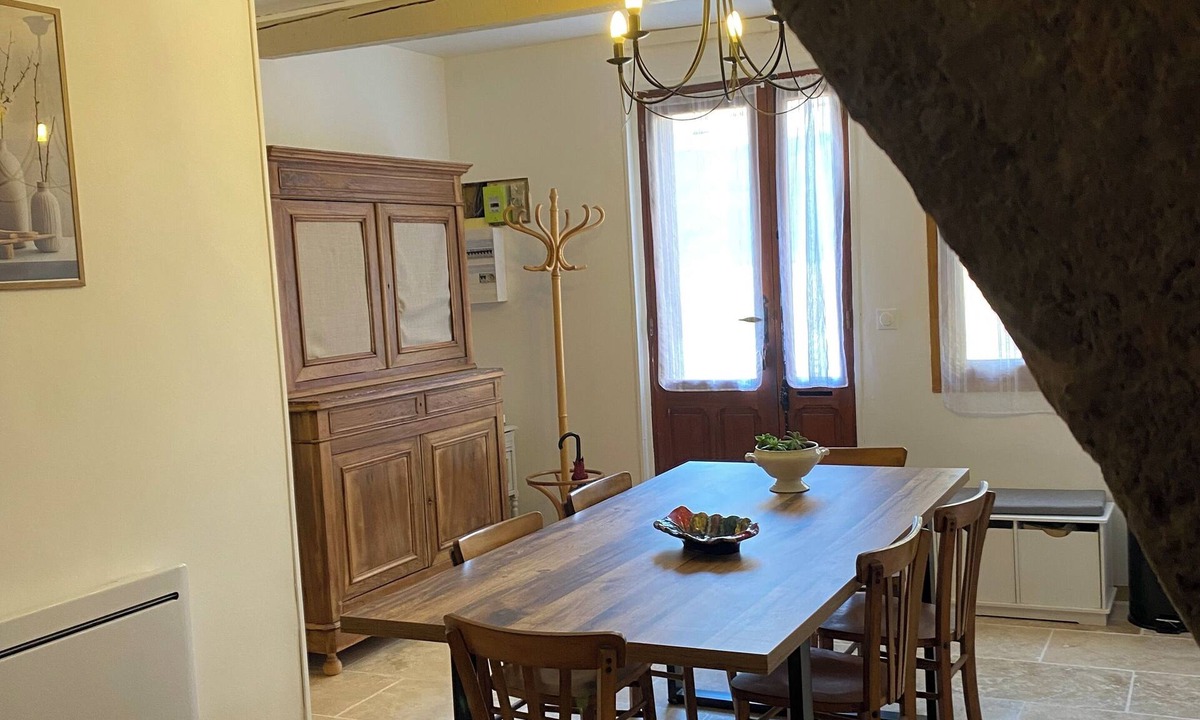 Montagnac House | Village house