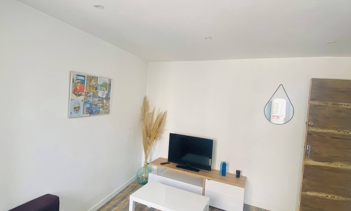 Elne Apartment | Village house TYPE F2