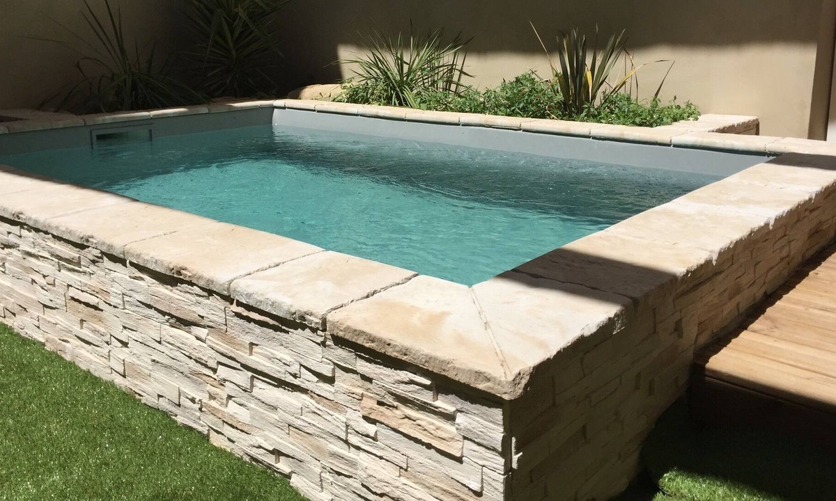 Canet House | Village house with heated pool