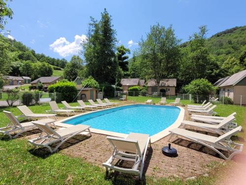 Grand-Vabre House | Village Nature, 19 gites, Piscine, Jacuzzi privé, Restaurant, à 4km de Conques