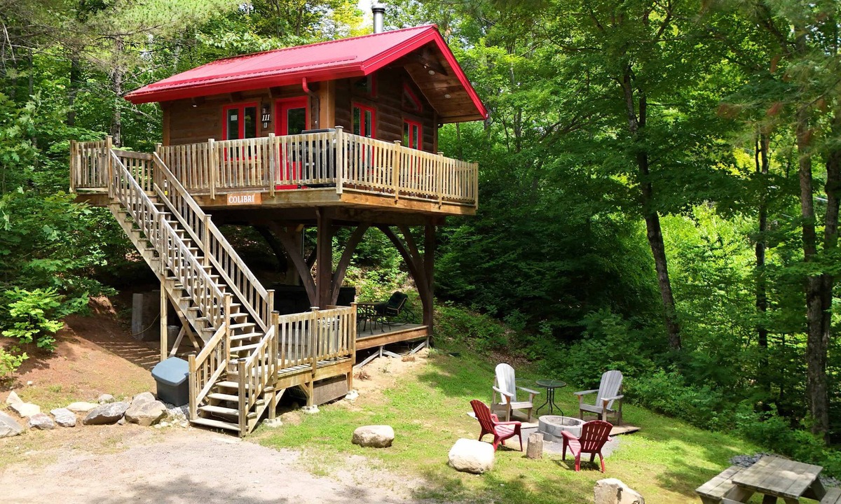 Sainte-Beatrix Ski Chalet | Village Perche - Colibri - Spa