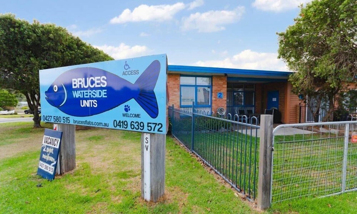 Mallacoota House | Village View Unit 2 Mallacoota