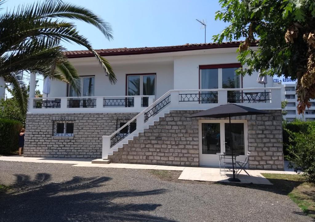 Dax Apartment | VILLANOEBA