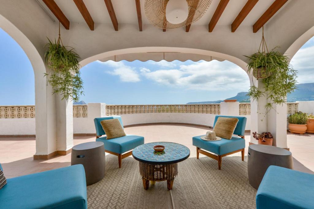 Empedrola Villa | Villas Guzman - Florentine