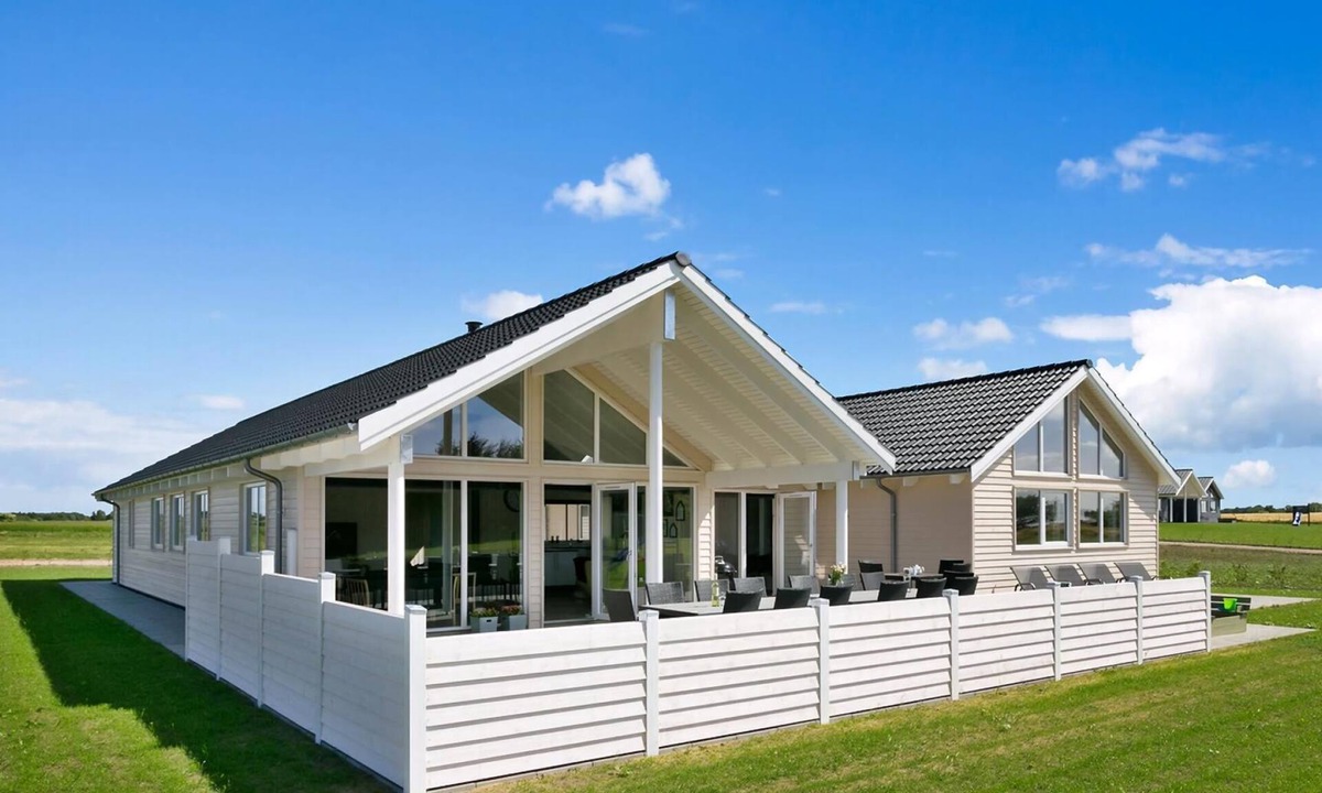 Spøttrup House | VillaVilla 405 - Hostrup Strand, Limfjorden