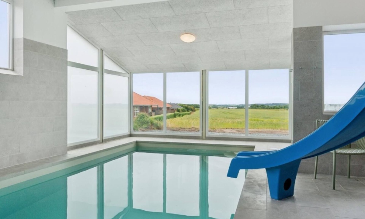 Spøttrup House | VillaVilla 645 - Hostrup Strand, Limfjorden