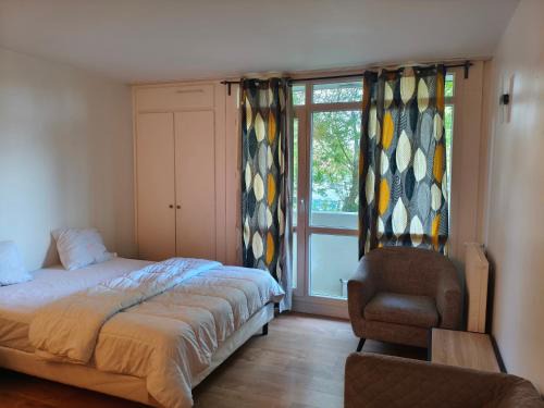 Villiers-le-Bel Bed & Breakfast | Villiers GUEST ROOM