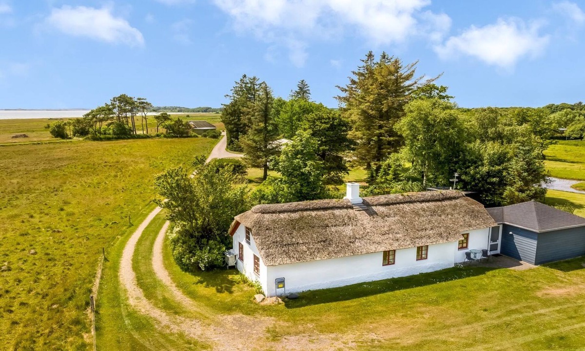 Vesløs House | "Vilvi" - 250m to the fjord by Interhome
