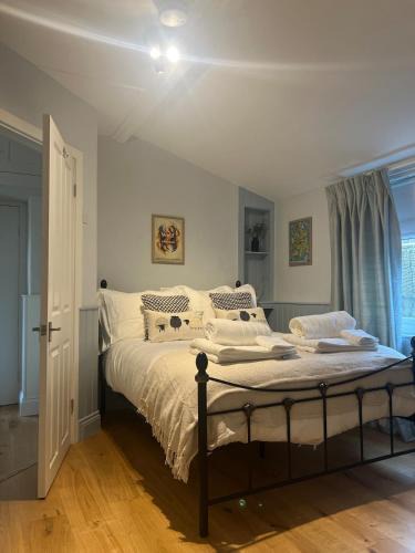 Hexham House | Vine Cottage