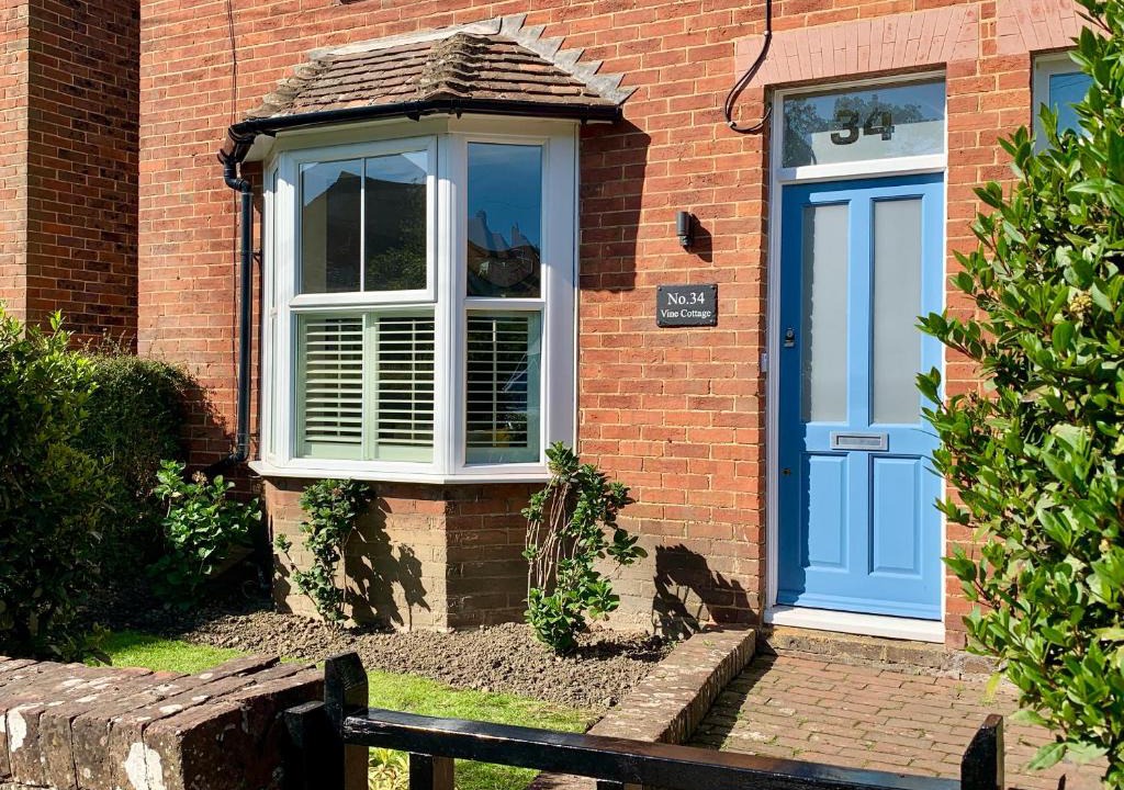 Tenterden House | Vine Cottage