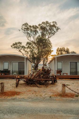 Cornella Apartment | Vineyard Views at Shiraz Republic