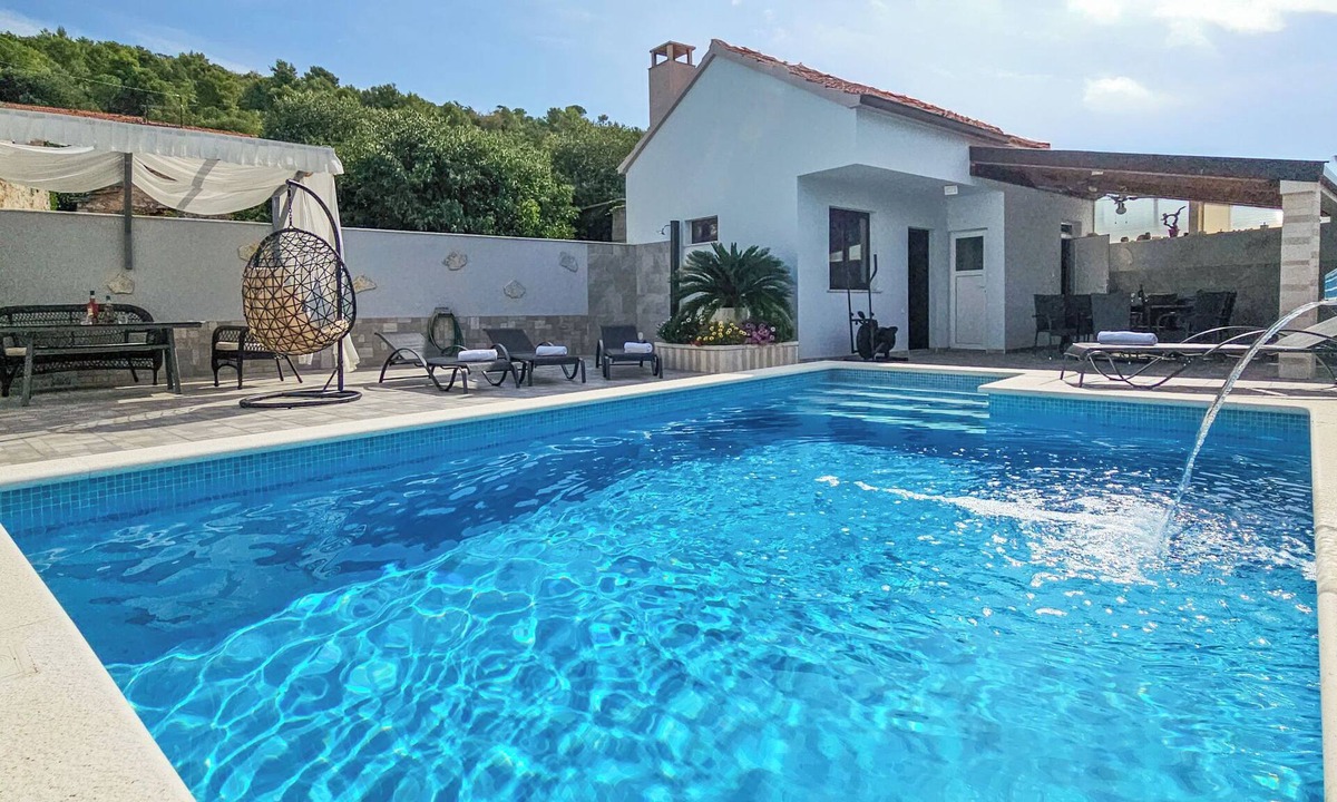 Marina House | Vinovac by Interhome