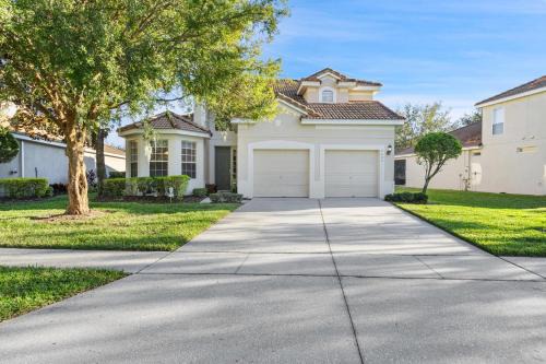 Bay Lake House | Vintage Five