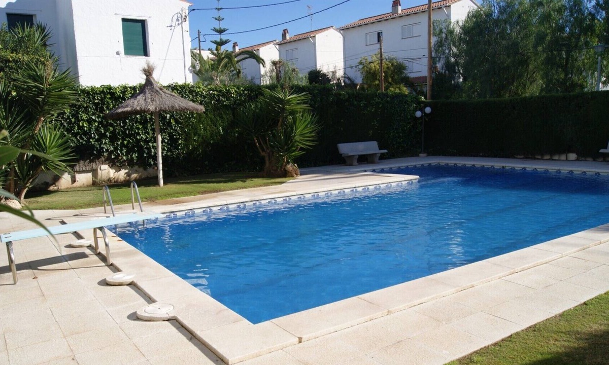 Passeig Maritim Apartment | Vinyet Sunshine 2 bed 2 bath steps from the beach