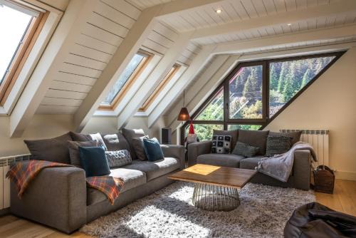 Baqueira Apartment | Vinyeta by Totiaran