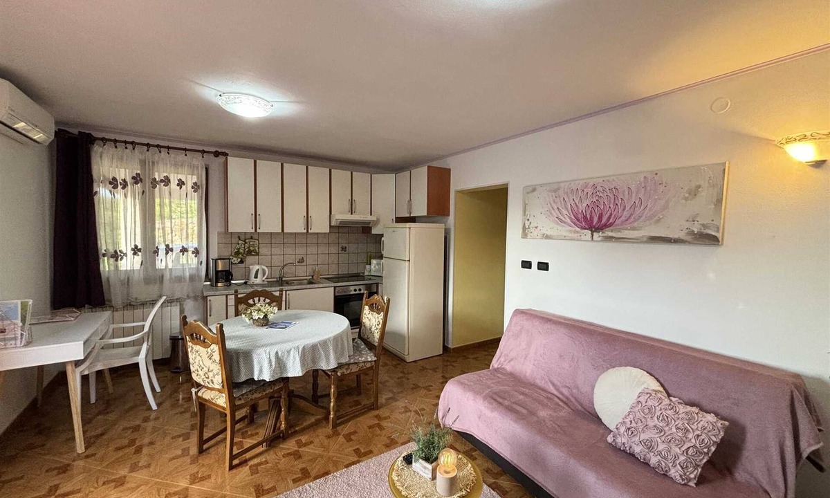 Rovinjsko Selo Apartment | VIOLA One-Bedroom Apartment with Terrace