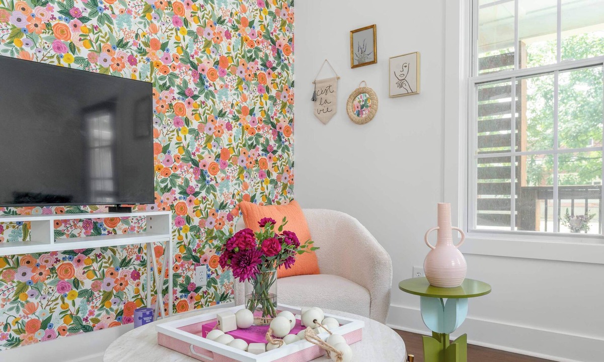 Reynoldstown Apartment | Violet Fizz