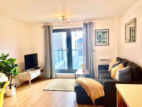 Woking Apartment | VIPAbodes at Woking Central