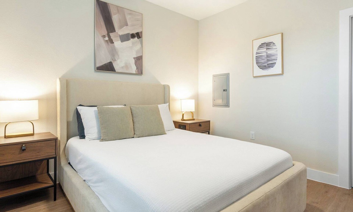 Seguin Apartment | Virginia 1BD 1 - One Bedroom Apartment, Sleeps 2