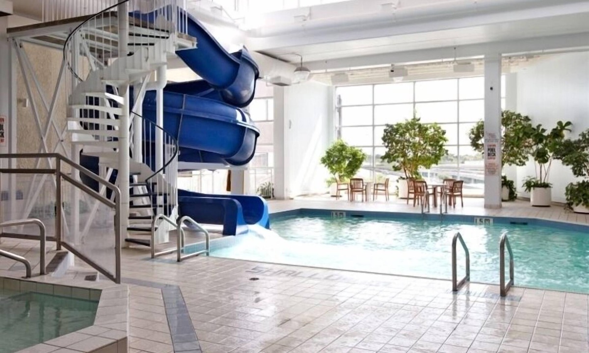 St. James Hotel | Viscount Gort Hotel