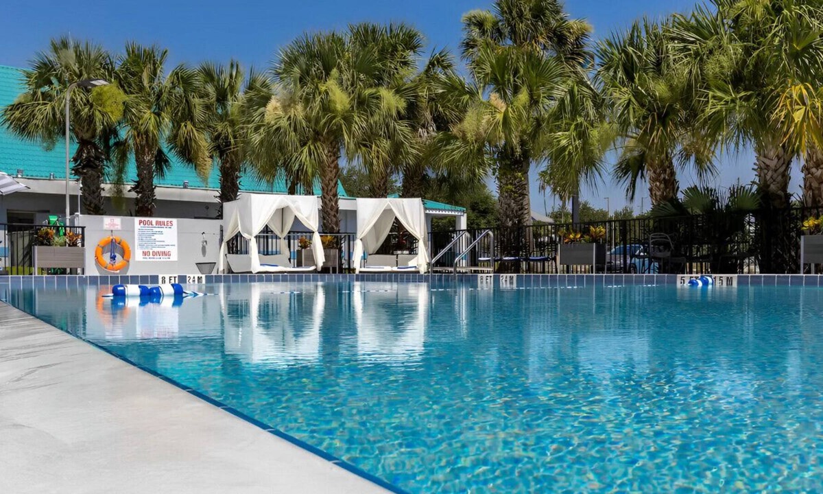 Altamonte Springs House | Visit & Have Fun at Comfortable Accommodation