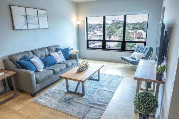 Champaign Apartment | visit the lakefront