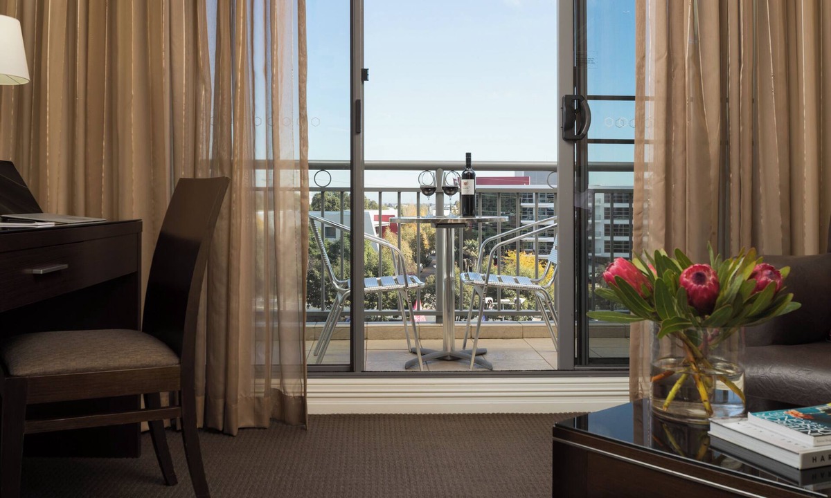 Norwest Hotel | Visy Dior Hotel