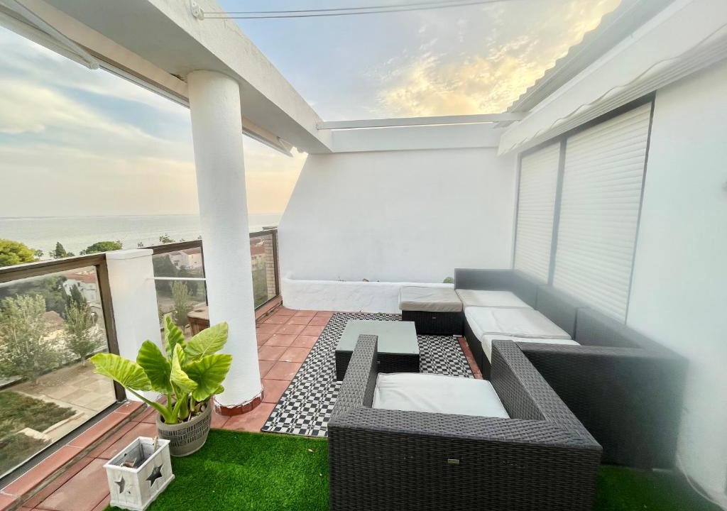 Sant Carles de la Rapita Apartment | Vitrall