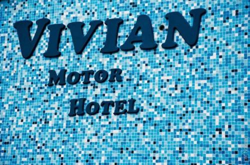 Neepawa Hotel | Vivian Motor Hotel