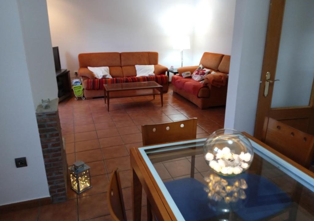Carcedo de Burgos House | Vivienda adosada , con merendero en Carcedo