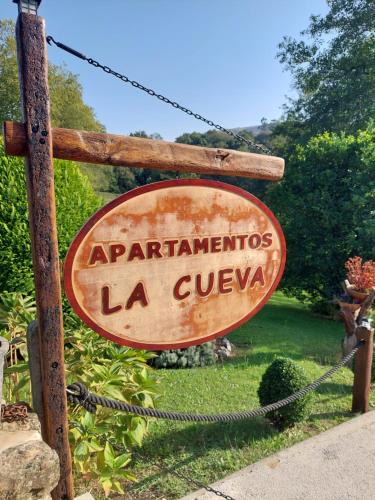 Hornedo House | Vivienda Rural - Apartamentos La Cueva - Hornedo