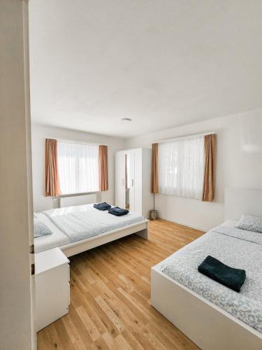 Bassersdorf House | VK - VBD - Zürich Airport - Homestay - Villa Bassersdorf