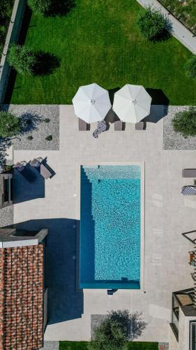 Kras Villa | Vonskari Luxury Pool Villa