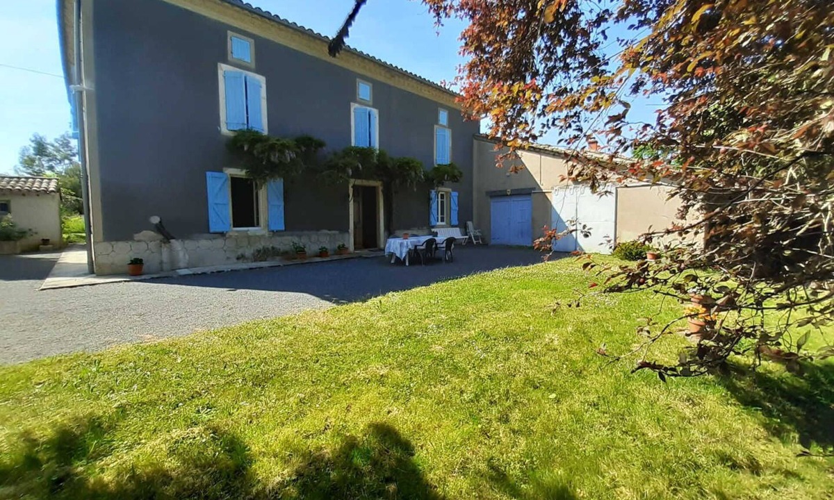 Gaillac House | Vors - GAILLAC - Gîte