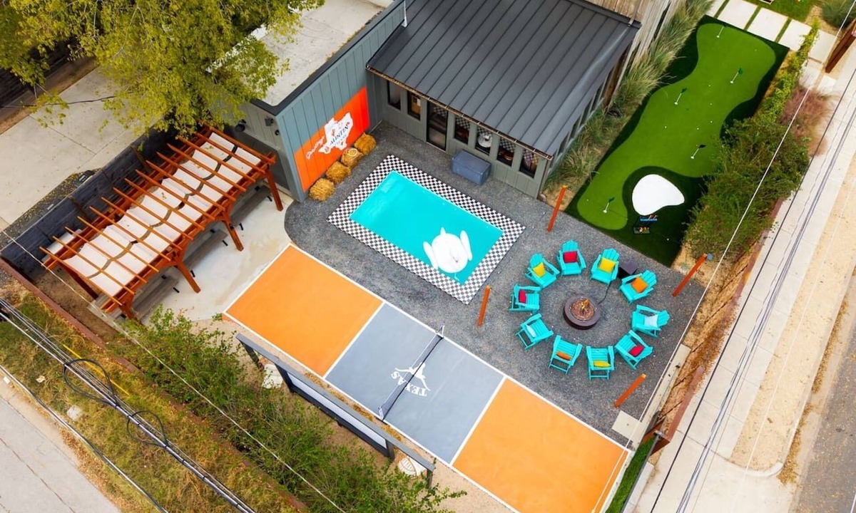 Govalle House | Voted TX Top 10 |Silo ATX| Imagine Every Amenity!