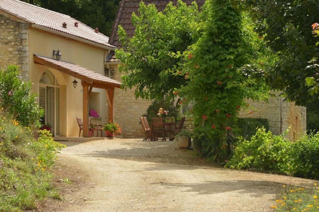 Sauveterre-la-Lemance House | Votre gîte en Périgord : La Grangette.