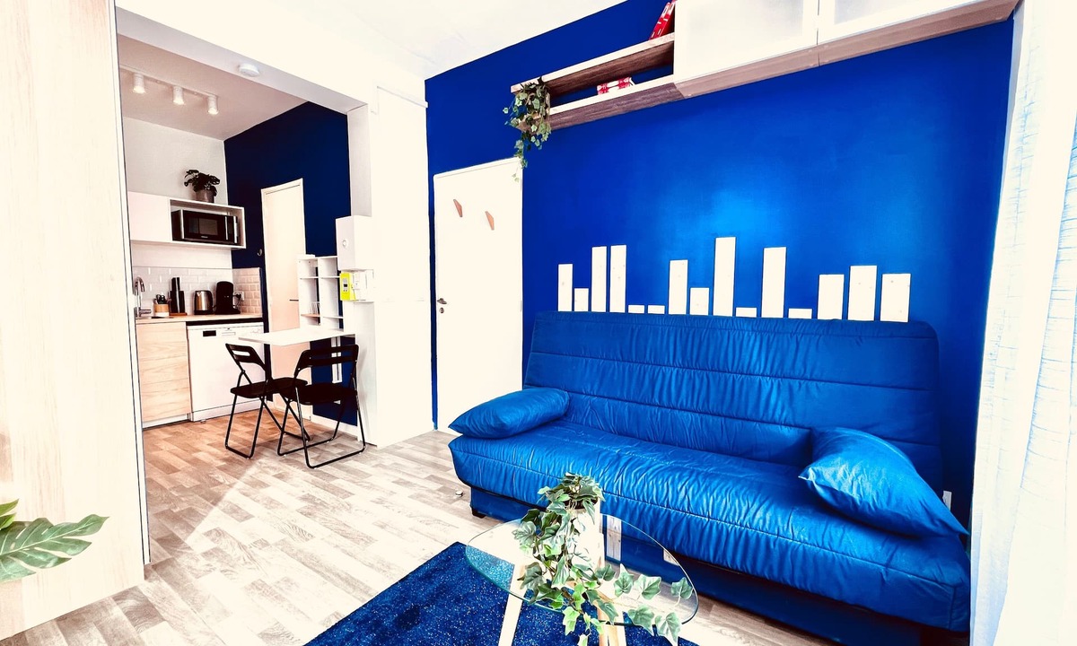 Saint-Honore - Jeanne d'Arc Apartment | Voyage au centre de la terre