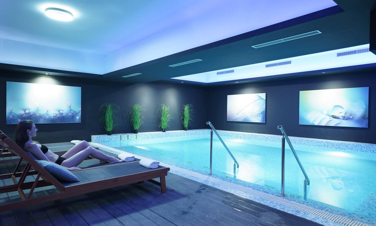 Lozovac Hotel | Vrata Krke Hotel