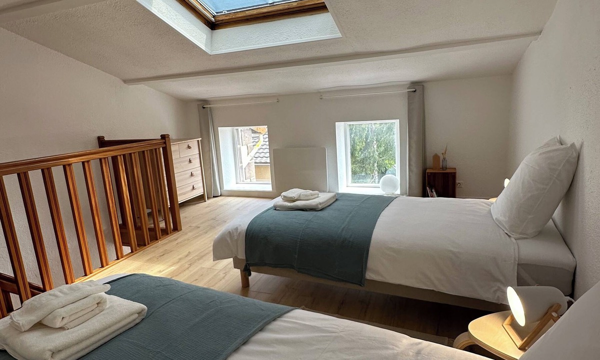 Charbonnieres-les-Varennes House | Vrbo Property