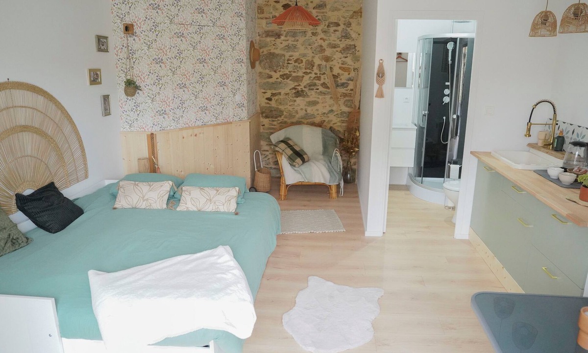 Chavagnes-en-Paillers Apartment | Vrbo Property